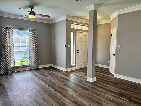 4th image of 3600 Graz Dr