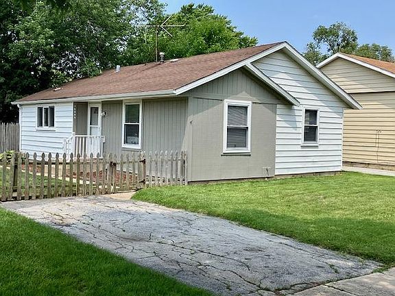 2nd image of 16840 Highview Ave #16840