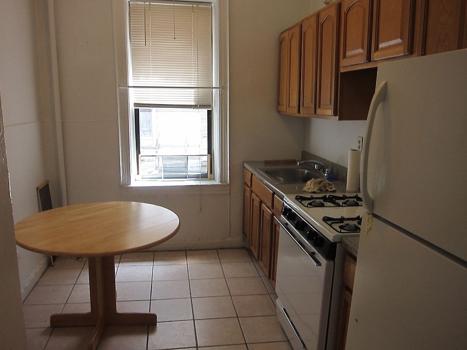 1st image of 2924 21st Ave Ste 1