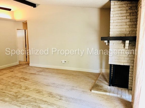 5th image of 522 Dean Ct