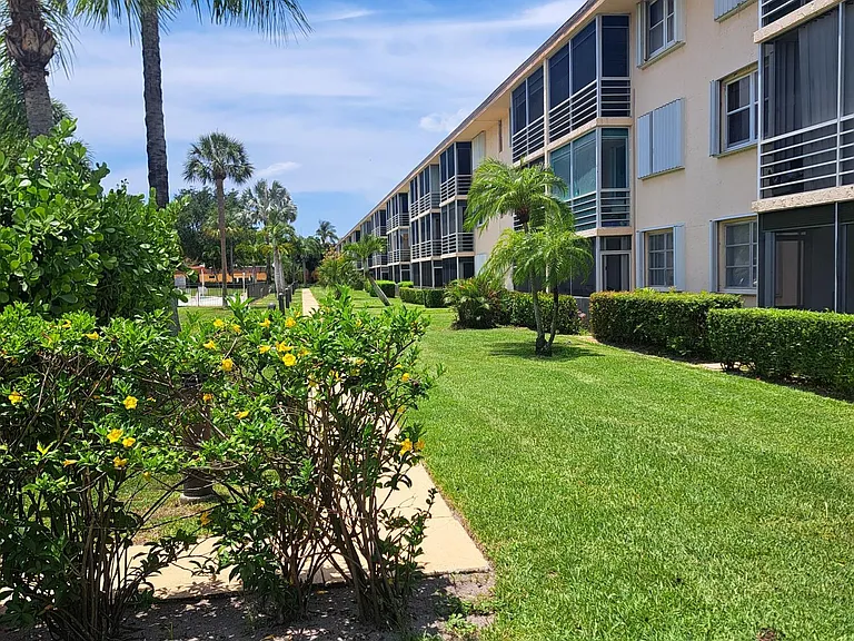 4502 N Federal Hwy #231D — Photo 28