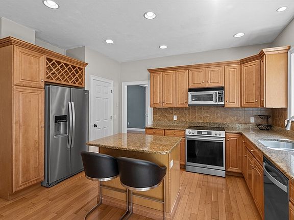 5th image of 11B Colicum Dr