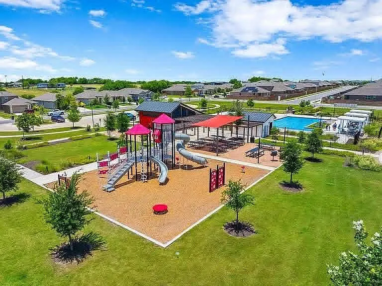 154 Arroyo Sweetwood Cir — Photo 38