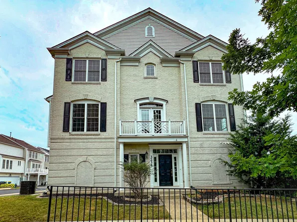 3234 Robert Clifton Weaver Way NE, Washington, DC 20018