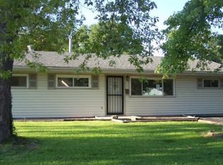115 Lazarcheff Dr, Cahokia, IL