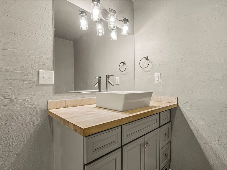 2415 N Boston Ave — Photo 37