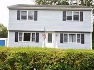 13 A St, Reading, MA 01867