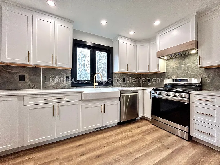 1505 N Green Creek Rd — Photo 13