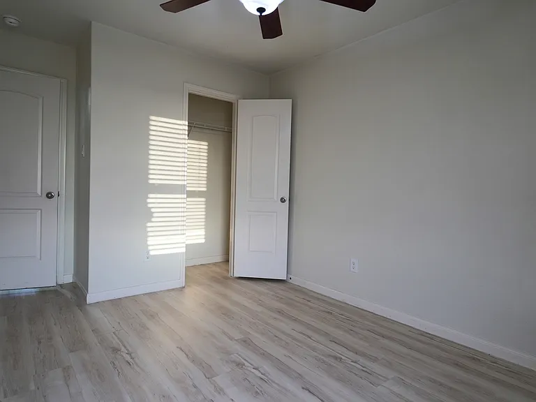 344 Magnolia Dr — Photo 12