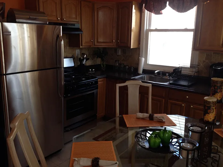 70 Fabyan Pl — Photo 8