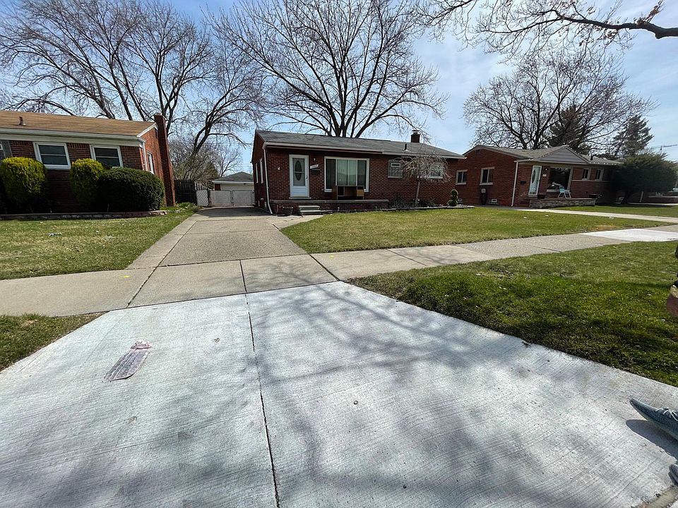 1st image of 21800 Audrey Ave
