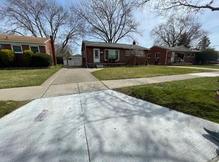 21800 Audrey Ave, Warren, MI