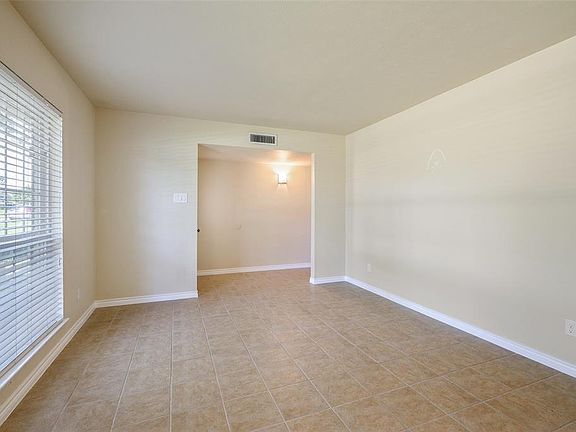 4th image of 5057 Crawford Dr