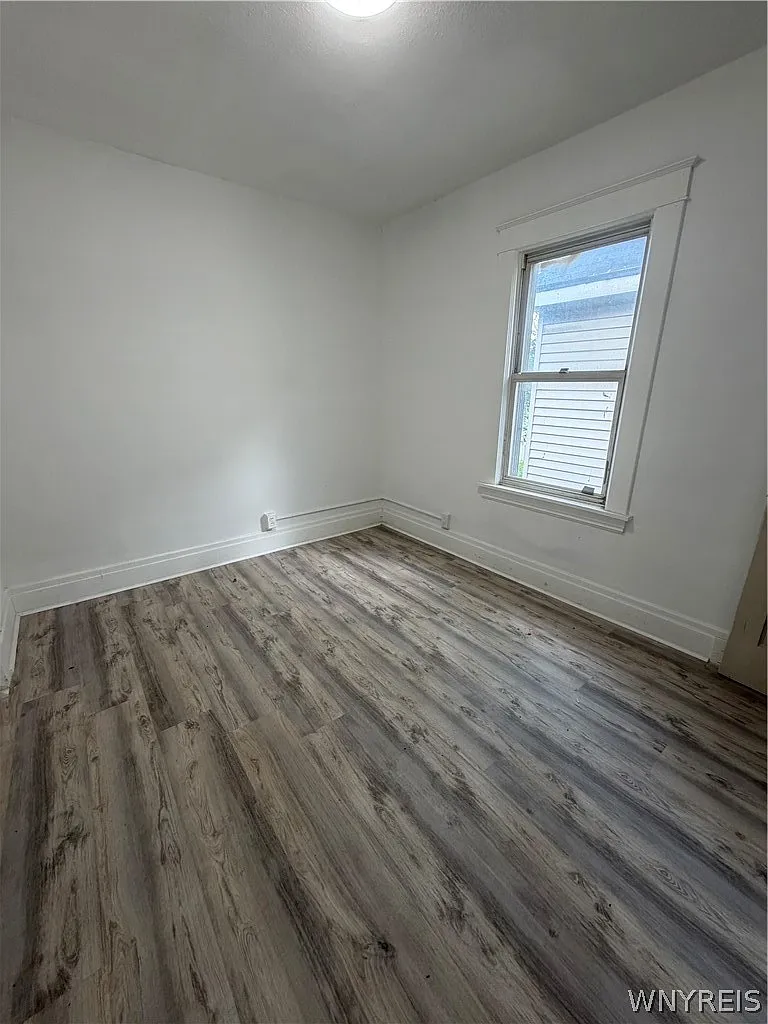 2 bed, 1.0 bath, 748 sqft, $975 — Photo 4