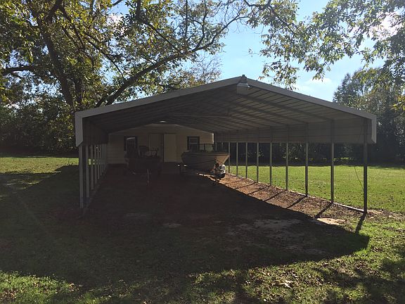 Huge Workshop with Carport