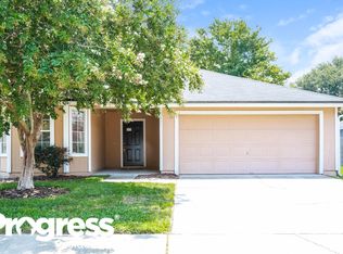1747 Chandelier Cir W, Jacksonville, FL 32225