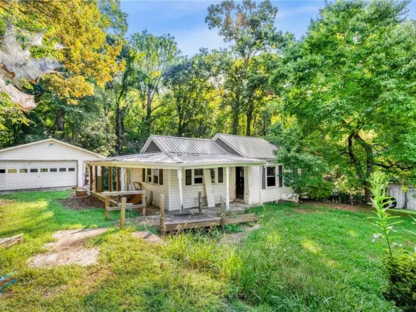 123 Old Linville Rd, Kernersville, NC 27284