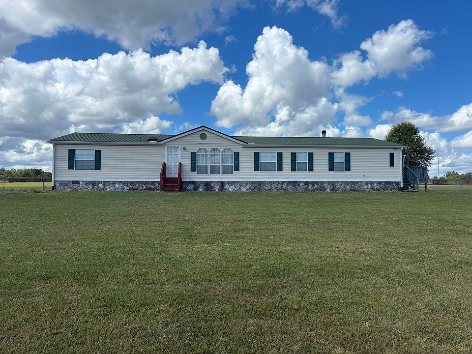 1st image of 1945 Pine Park Rd #3