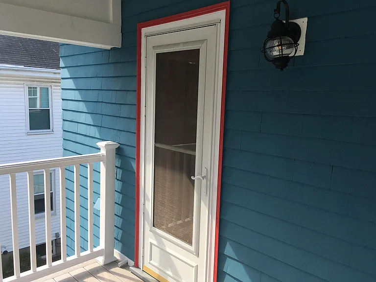 Entrance to back deck