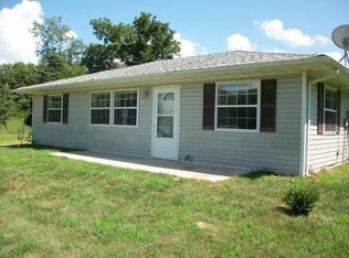 206 Bunker Rd, Eldon, MO 65026