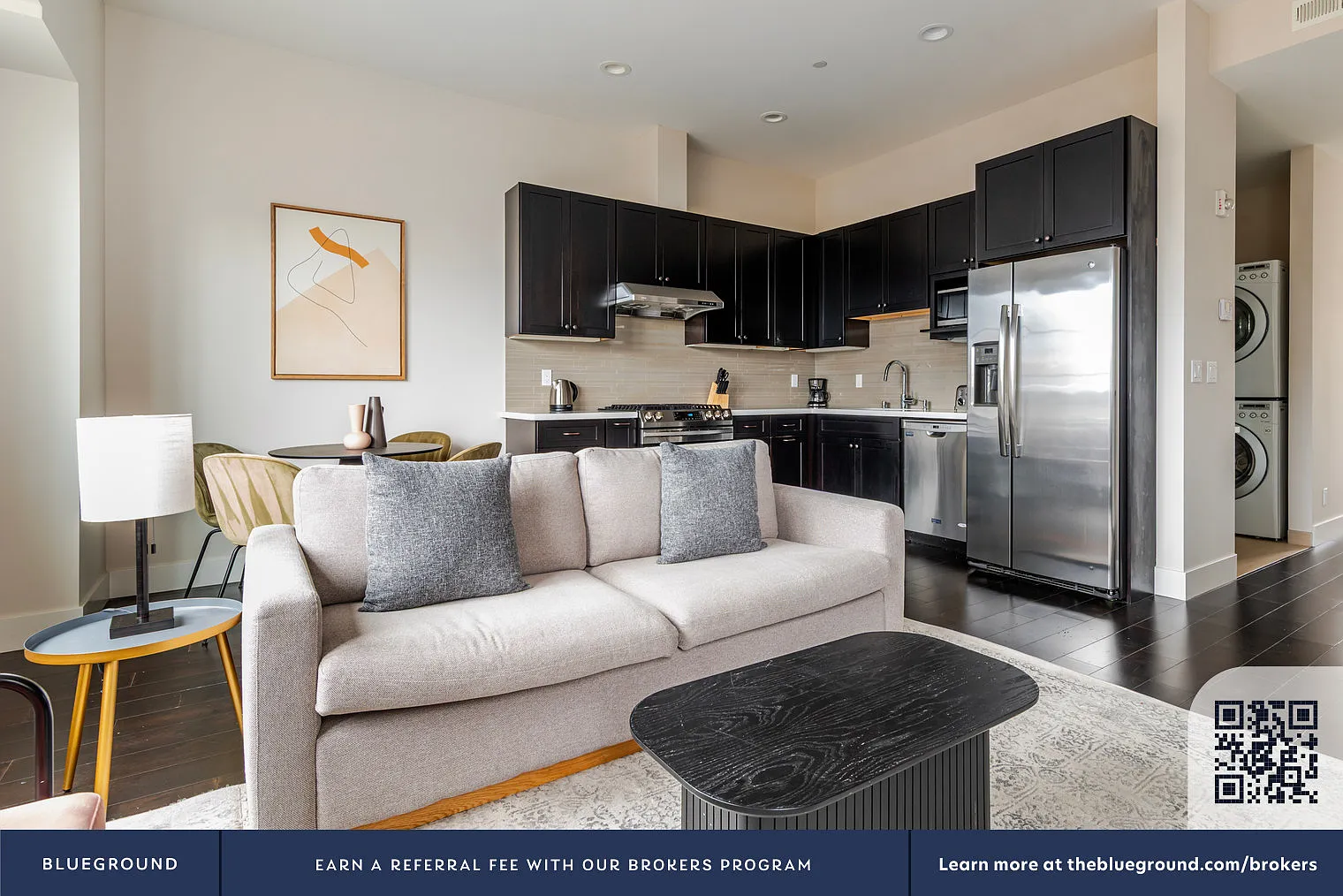 2 bed, 2.0 bath, 1092 sqft, $5,580 — Photo 3