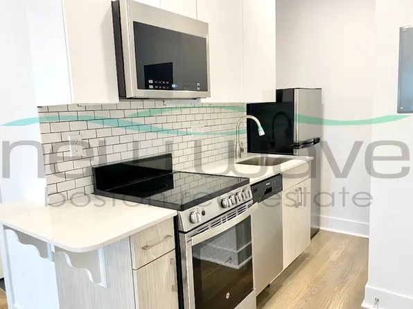 503 Beacon St, Boston, MA