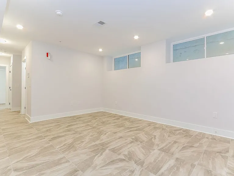 820 N 40th Street — Photo 2