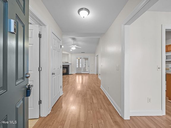 4th image of 3525 Willette Drive