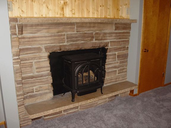 Gas fireplace