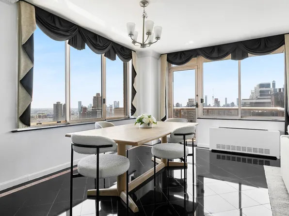 200 East 89th Street 34CD image 2 of 20