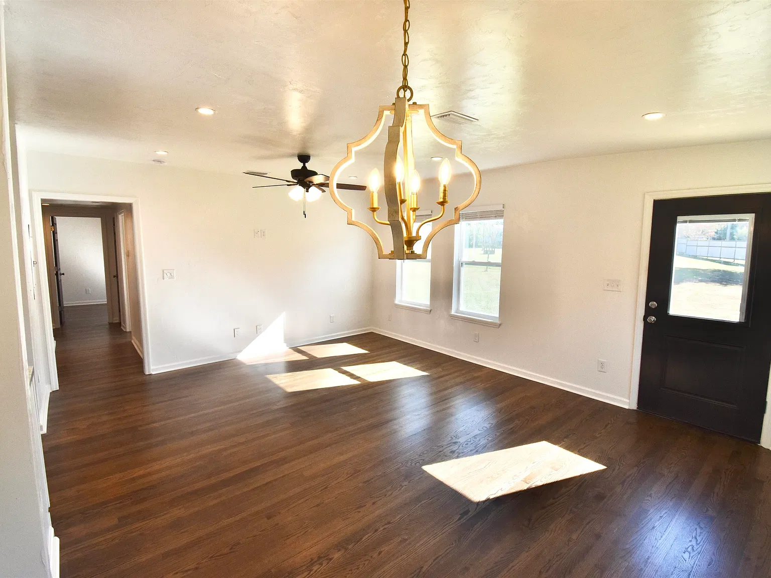 4 bed, 1192 sqft, $2,000 — Photo 4