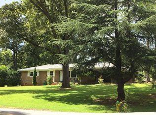 1071 S Greenwich Dr, Walhalla, SC 29691