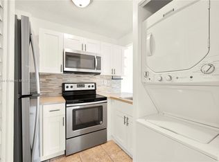 8145 NW 7th St APT 314, Miami, FL 33126