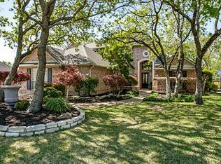 716 Heatherglen Dr, Southlake, TX 76092