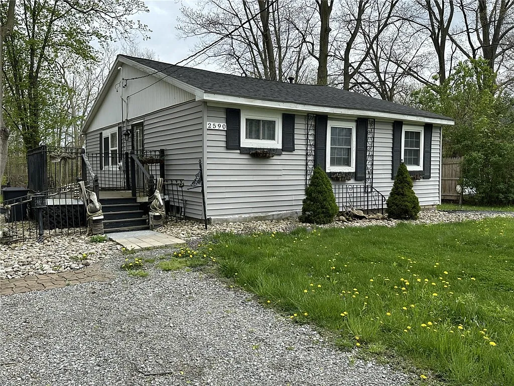 2 bed, 1.0 bath, 1036 sqft, $1,900 — Photo 4