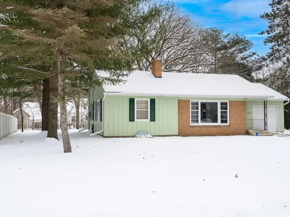 102 Woodhill Rd, Saint Cloud, MN 56301