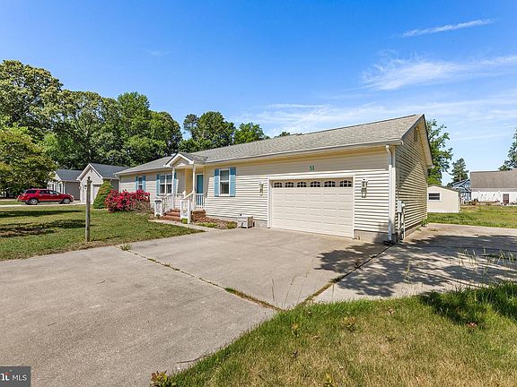 2nd image of 31 Sioux Dr