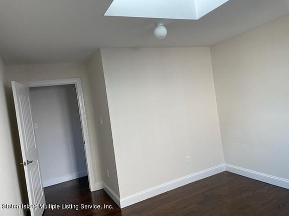 5th image of 103 Santa Monica Ln