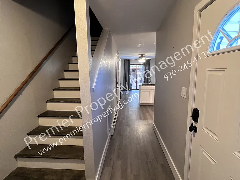 251 Beacon Ct #7 — Photo 2