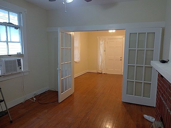 4th image of 628-30 N Olympia St