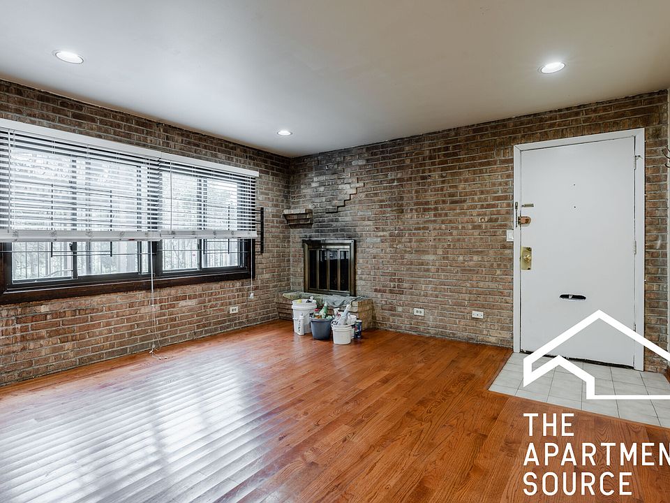 1st image of 713 W Diversey Pkwy #2