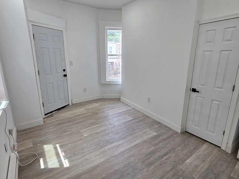 4514 Osage Ave #2R — Photo 7