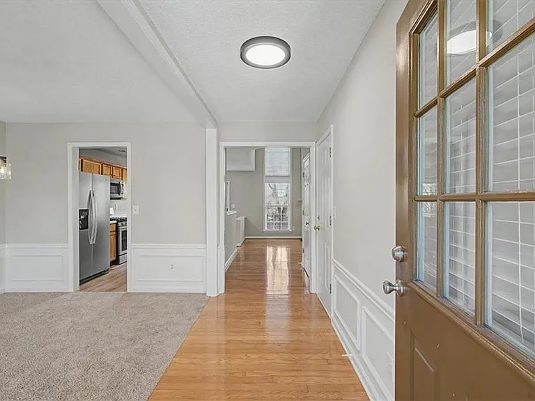 400 Stambridge Ct — Photo 5