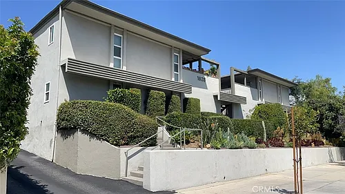 1628 S Huntington Dr #1 Photo 1