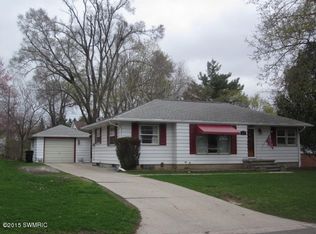 419 W Colfax St, Hastings, MI