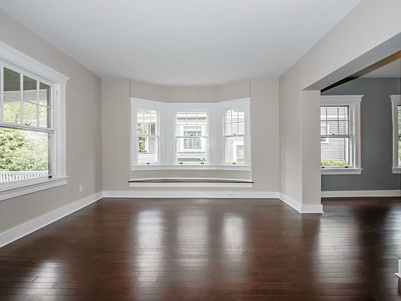 4th image of 416 Saint Marks Ave