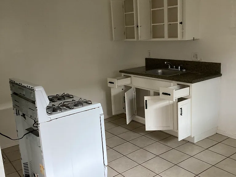 2047 S Mountain View Ave #12 — Photo 1