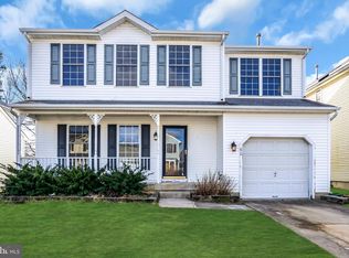 60 Oakton Dr, Atco, NJ 08004