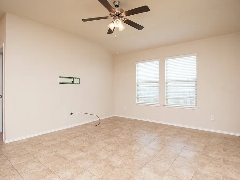 1707 Gigante Dr — Photo 6