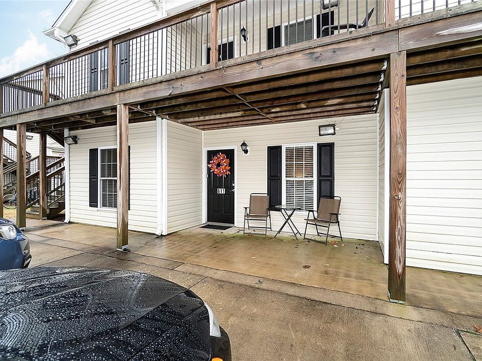 2nd image of 99 Wyatt Ave APT 611